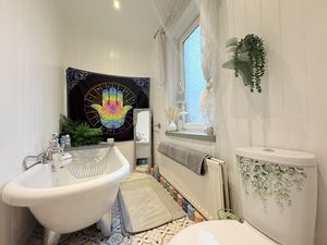 Photo 10- click for photo gallery